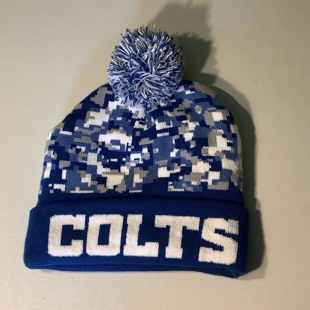 Indianapolis Colts beanie NWOT - Picture 1 of 3